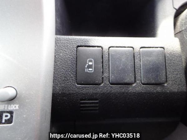 Used 2010 AT toyota noah ZRR70G Image[31]