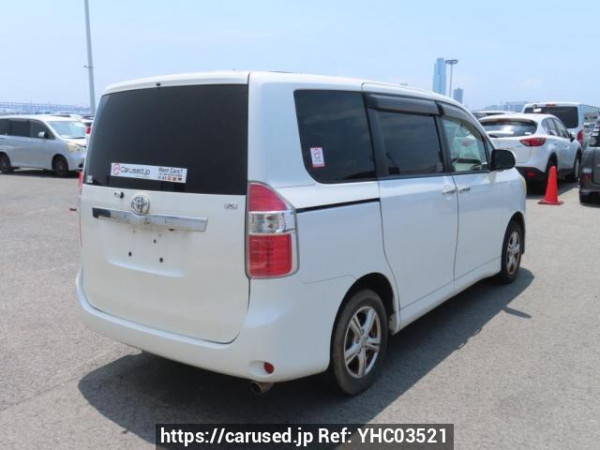 Used 2007 AT toyota noah ZRR70G Image[6]