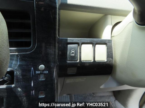 Used 2007 AT toyota noah ZRR70G Image[32]