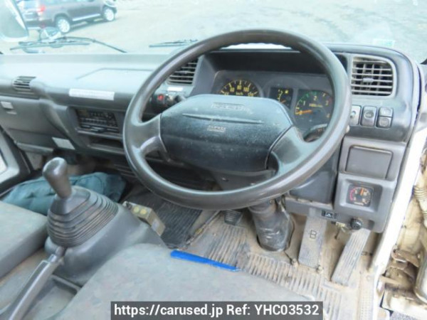 Used 2002 MT isuzu juston NRR35C3 Image[30]