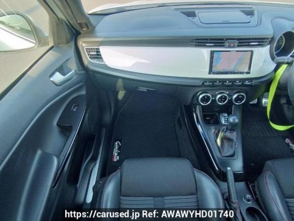 Used 2013 AT alfa-romeo giulietta 940141 Image[17]