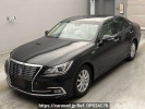 Toyota Crown Hybrid AWS210