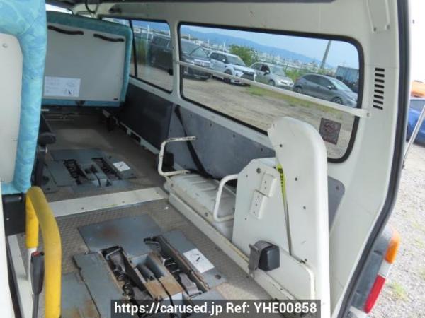 Used 2004 AT toyota hiace-van TRH122K Image[10]