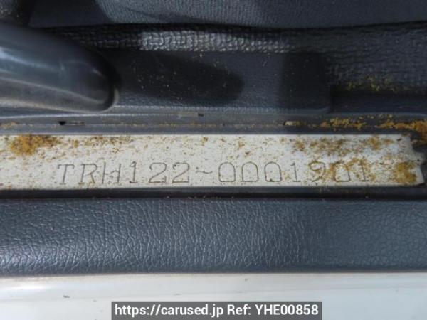 Used 2004 AT toyota hiace-van TRH122K Image[16]
