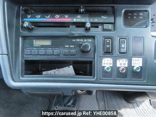 Used 2004 AT toyota hiace-van TRH122K Image[31]