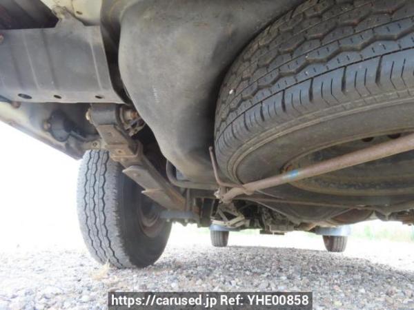 Used 2004 AT toyota hiace-van TRH122K Image[47]