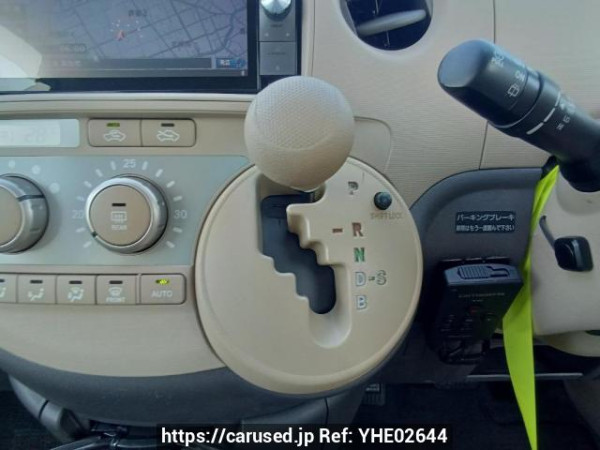 Used 2004 AT toyota sienta NCP81G Image[26]