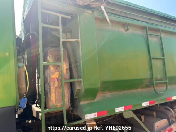 Used 2018 MT howo 380 ZZ3317N3267E1 Image[6]