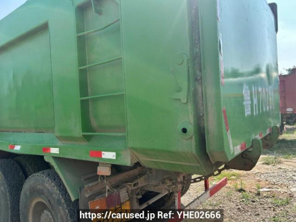 Used 2021 MT howo 440 ZZ3317V426HE1 Image[6]