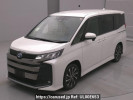 Toyota Noah ZWR90W