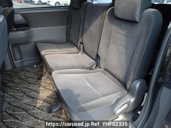 Used 2007 AT toyota noah ZRR70G Image[14]