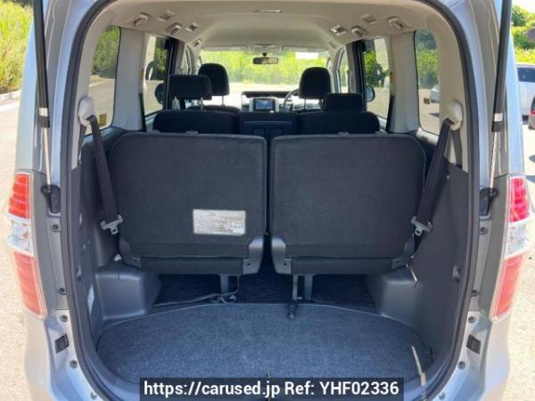 Used 2008 AT toyota noah ZRR70G Image[8]