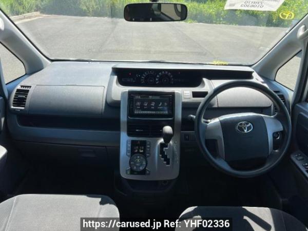 Used 2008 AT toyota noah ZRR70G Image[16]