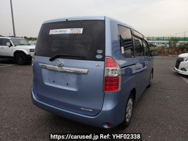 Used 2010 AT toyota noah ZRR70G Image[6]