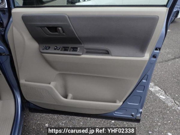 Used 2010 AT toyota noah ZRR70G Image[13]