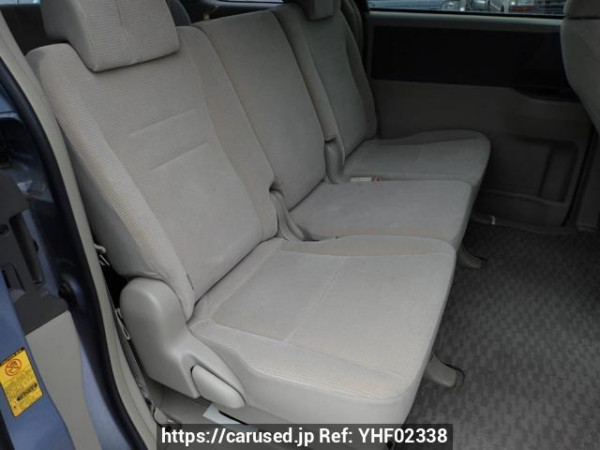 Used 2010 AT toyota noah ZRR70G Image[18]