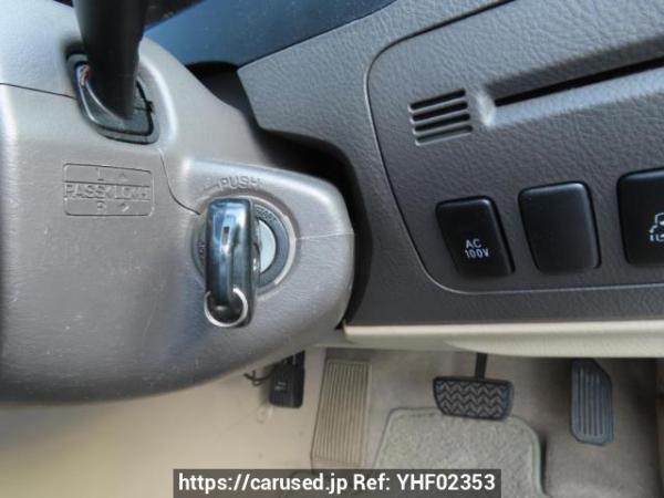 Used 2005 AT toyota alphard ANH10W Image[32]
