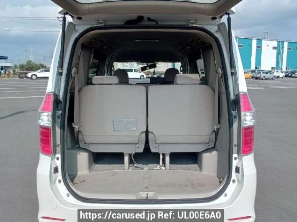 Used 2010 AT toyota noah ZRR70W Image[8]