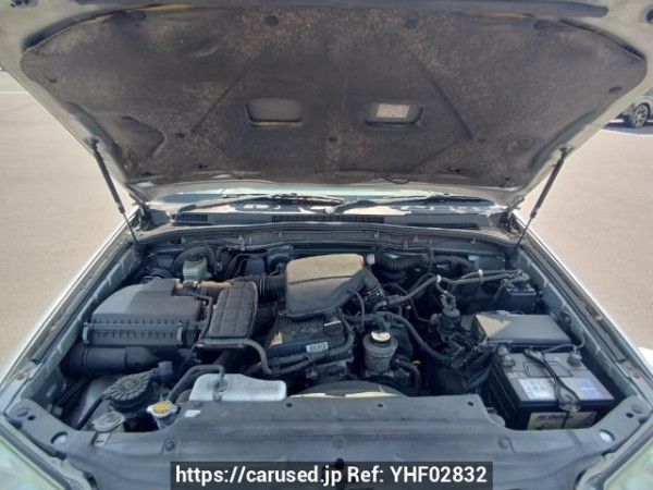Used 2005 AT toyota hilux-surf TRN215W Image[8]