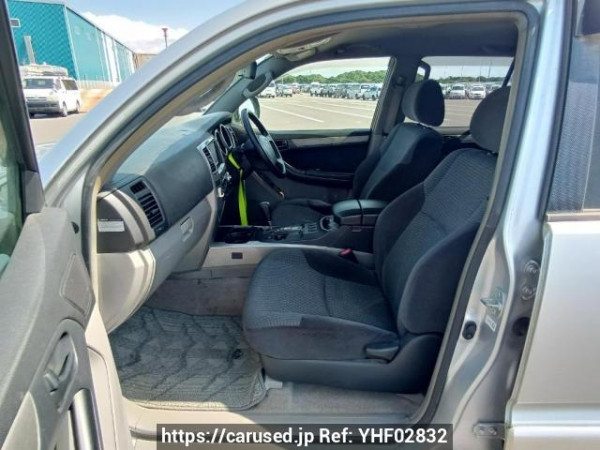 Used 2005 AT toyota hilux-surf TRN215W Image[12]