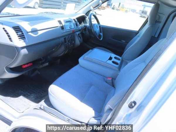 Used 2006 AT toyota regiusace-van KDH205V Image[12]