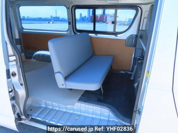 Used 2006 AT toyota regiusace-van KDH205V Image[13]