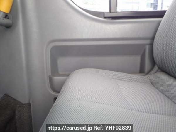 Used 2006 AT toyota hiace-van TRH200K Image[16]