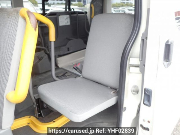 Used 2006 AT toyota hiace-van TRH200K Image[20]