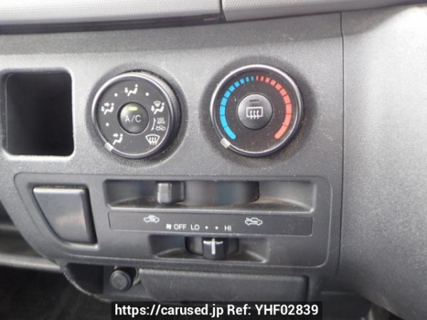 Used 2006 AT toyota hiace-van TRH200K Image[30]