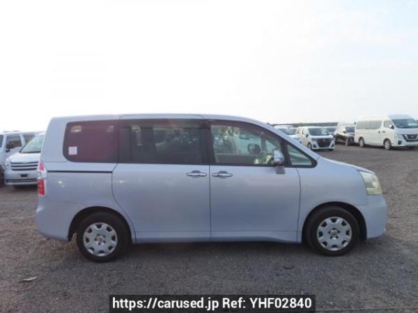 Used 2009 AT toyota noah ZRR70G Image[7]