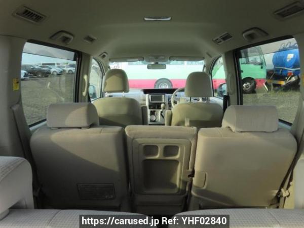 Used 2009 AT toyota noah ZRR70G Image[9]