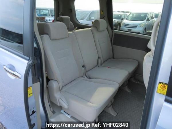 Used 2009 AT toyota noah ZRR70G Image[18]