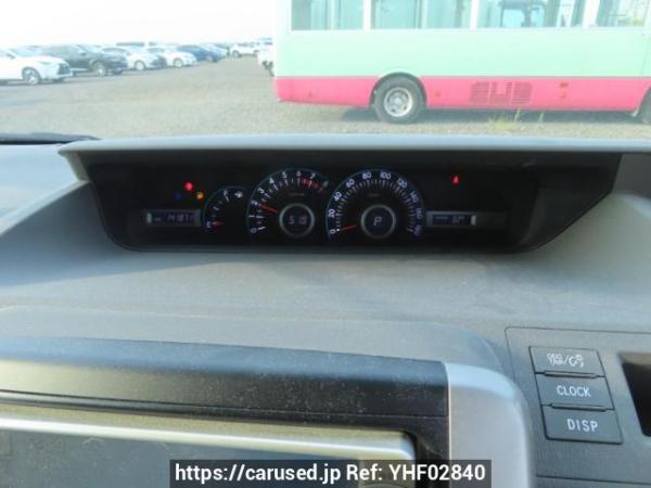 Used 2009 AT toyota noah ZRR70G Image[26]