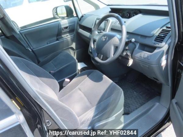 Used 2009 AT toyota noah ZRR70G Image[13]