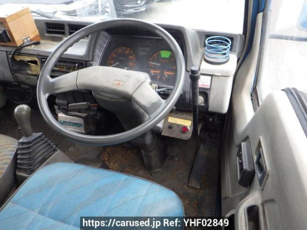Used 1993 MT mitsubishi canter FE305BD Image[16]