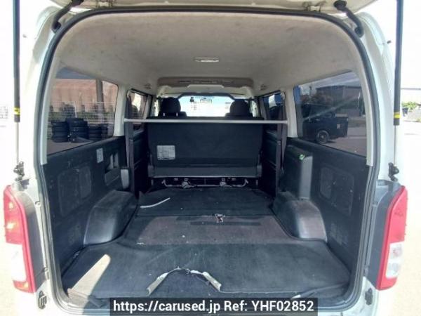 Used 2017 AT toyota regiusace-van KDH211K Image[8]