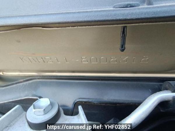 Used 2017 AT toyota regiusace-van KDH211K Image[12]
