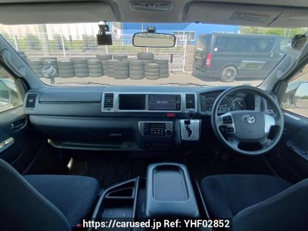 Used 2017 AT toyota regiusace-van KDH211K Image[19]