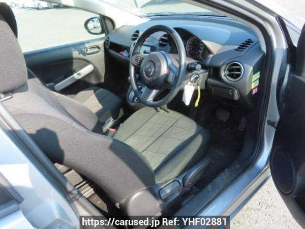 Used 2012 AT mazda demio DE3FS Image[12]