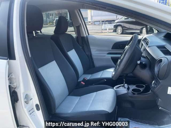 Used 2012 AT toyota aqua DAA-NHP10 Image[5]