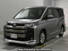 Toyota Noah MZRA90W