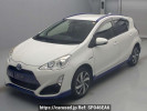 Toyota Aqua NHP10