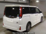 Used 2016 AT toyota noah ZWR80W Image[1]