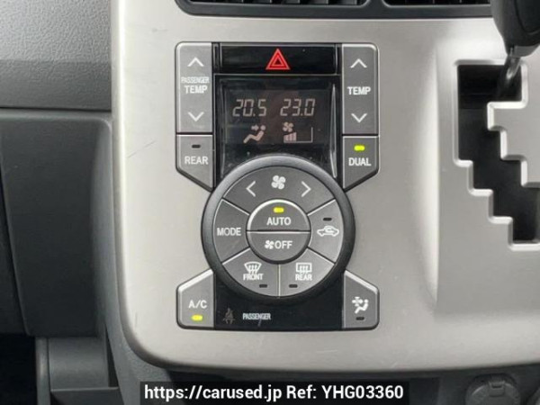 Used 2007 AT toyota noah ZRR75G Image[25]
