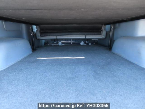 Used 2005 AT toyota hiace-van KDH200V Image[10]