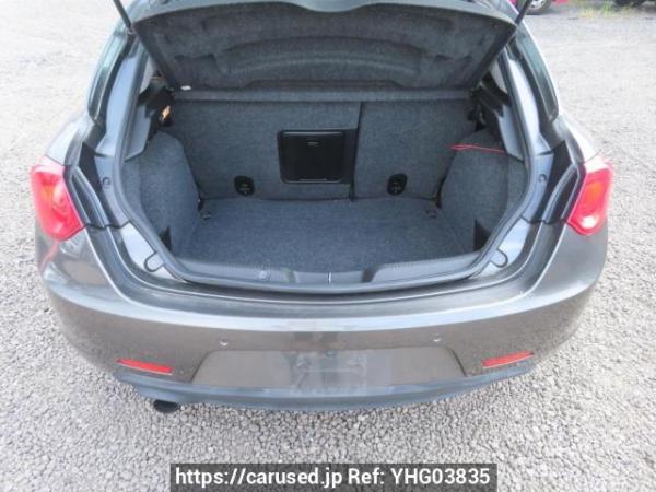 Used 2013 AT alfa-romeo giulietta 940141 Image[8]