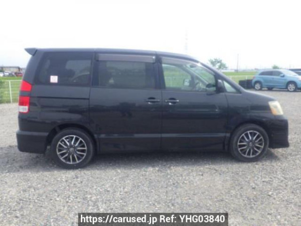 Used 2005 AT toyota noah AZR60G Image[7]