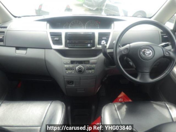Used 2005 AT toyota noah AZR60G Image[16]