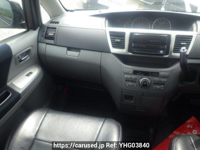 Buy Used 2005 Toyota Noah AZR60G (YHG03840) - Carused.jp