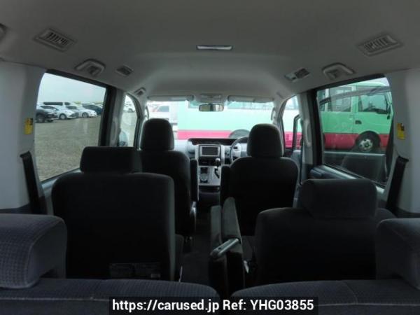 Used 2010 AT toyota noah ZRR70G Image[9]